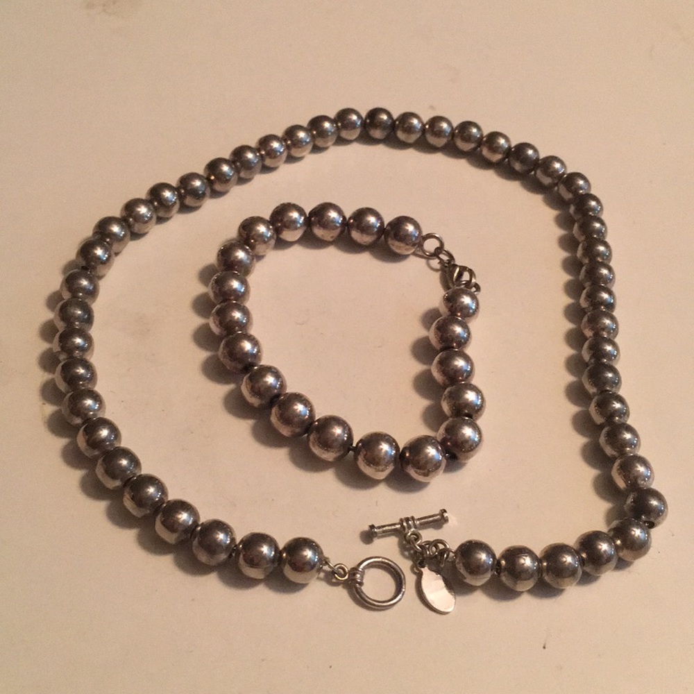 Necklace and bracelet